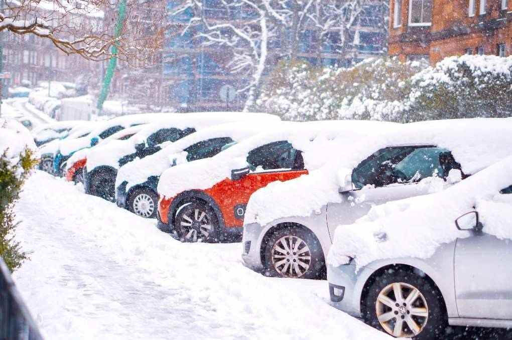 Parking in winter in Iceland Parking in winter in Iceland