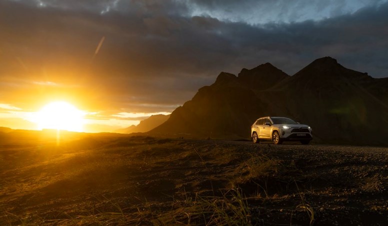 Summer Driving in Iceland Under the Midnight Sun