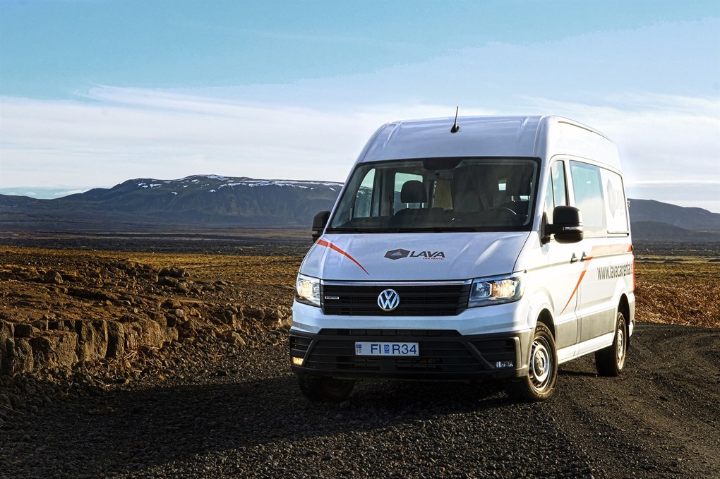 Alquila una furgoneta camper 4x4 para tu viaje a Islandia