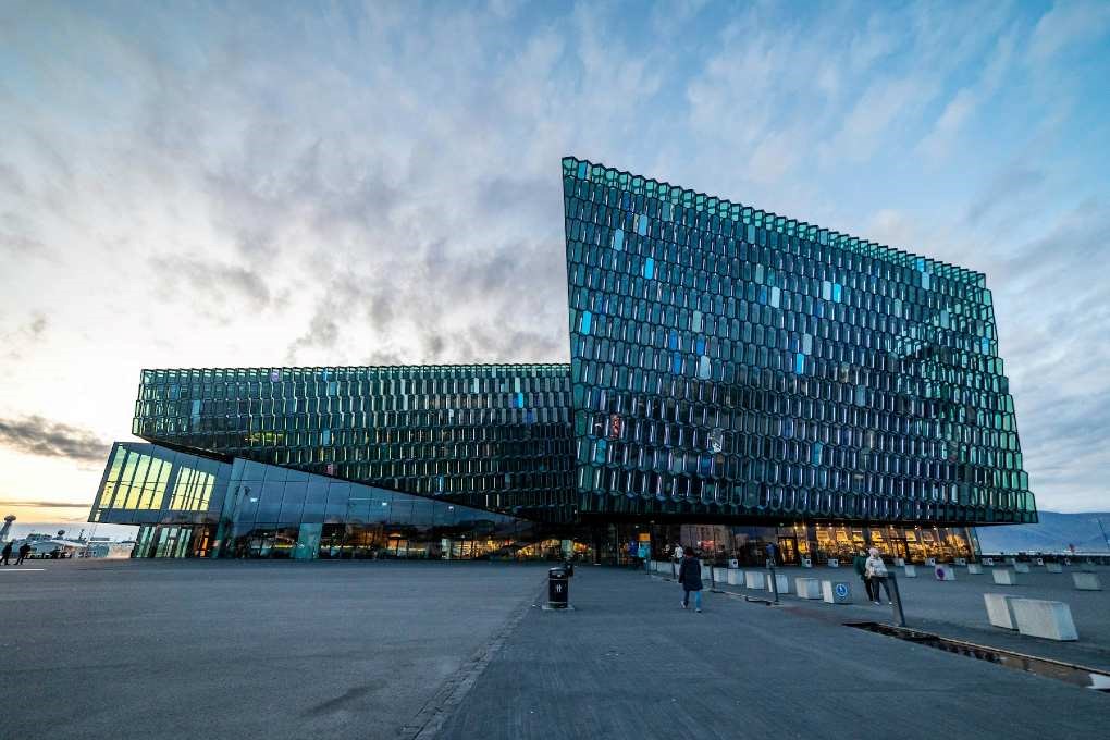 Car Rental in Iceland for Business Travellers