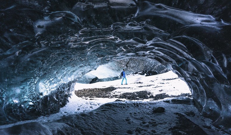 A Guide to Driving in Iceland in March