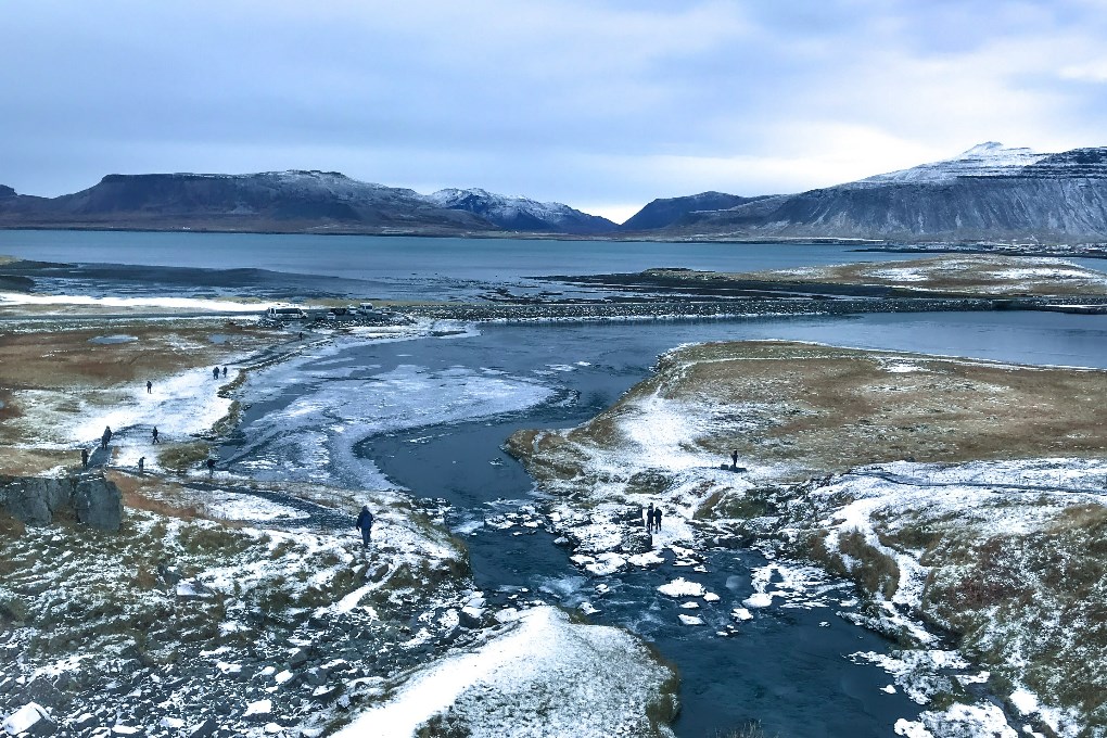 Visitar la península de Snaefellsnes durante el invierno te recompensará con paisajes nevados