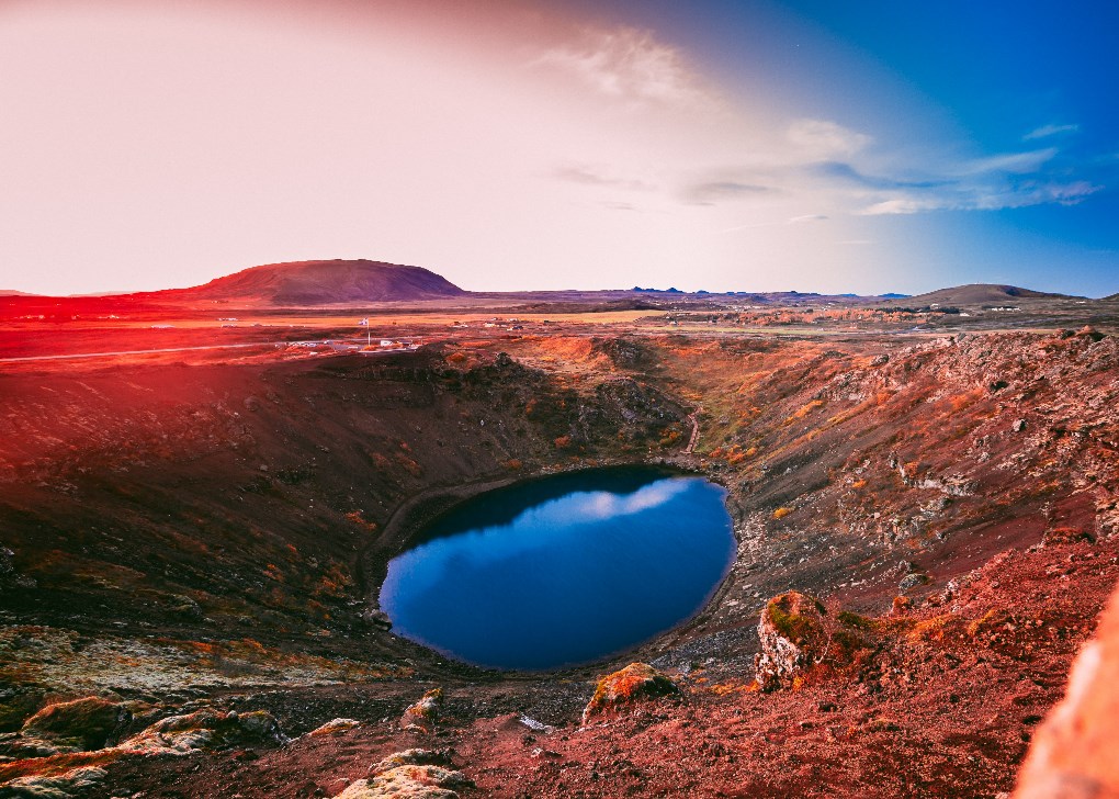 El cráter de Kerid es un desvío popular en el Círculo Dorado de Islandia