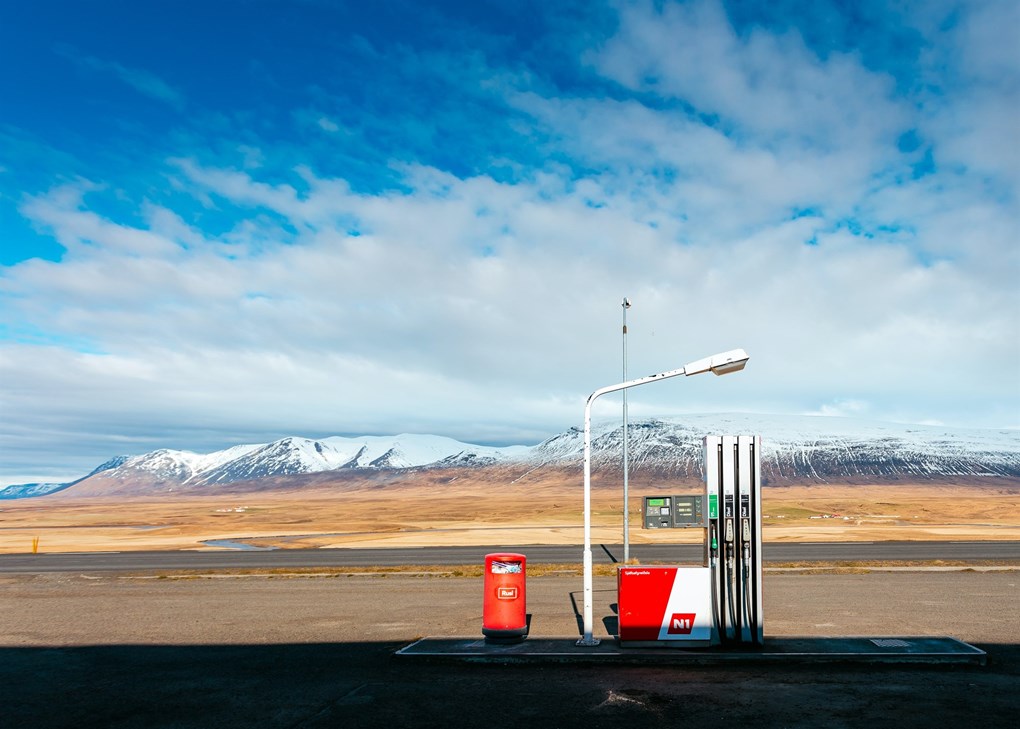 How do I use my credit card at a self-service fuel station in Iceland? 