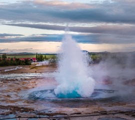 Geyser at Geysir 