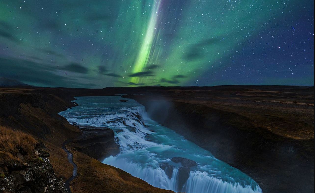 Northern lights at Gullfoss Falls