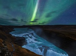 Northern lights at Gullfoss Falls