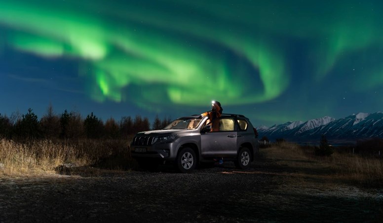 Northern Lights in Iceland - When, Where & Road Trip Tips