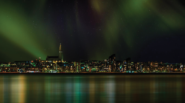 Assister aux magnifiques aurores boréales en Islande cet hiver