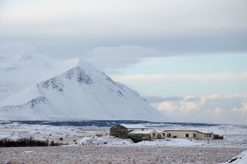 una hermosa vista invernal de Islandia