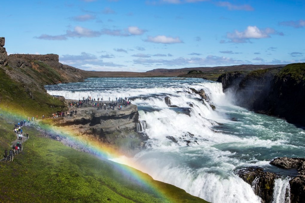 Atracción del Círculo Dorado de Islandia - Gullfoss en verano