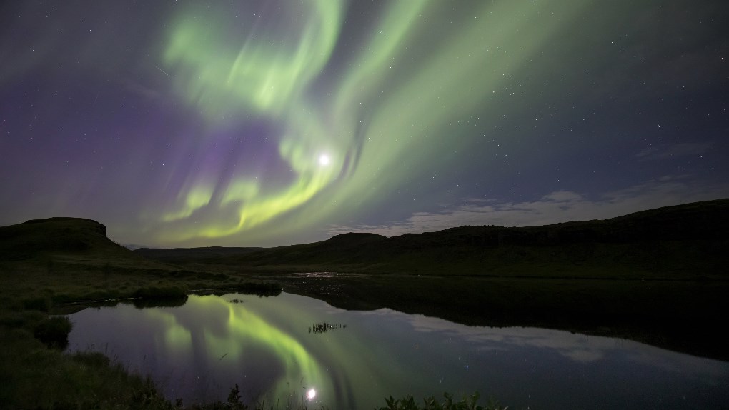Persiguiendo la aurora boreal en Islandia