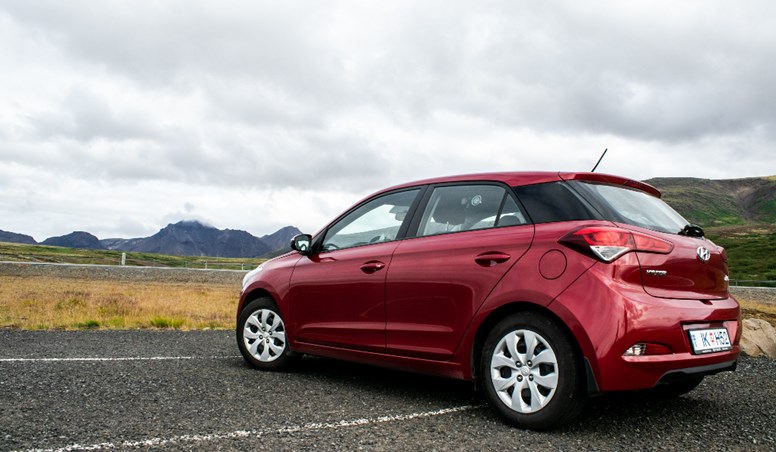Guide to Renting an Economy Car in Iceland