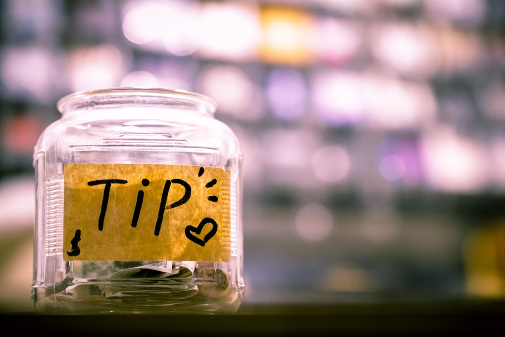 Tipping and paying in Iceland