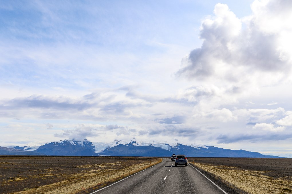 Louez une petite voiture pas cher pour votre voyage en Islande