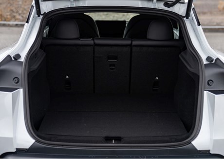 Tesla Model Y (AWD)