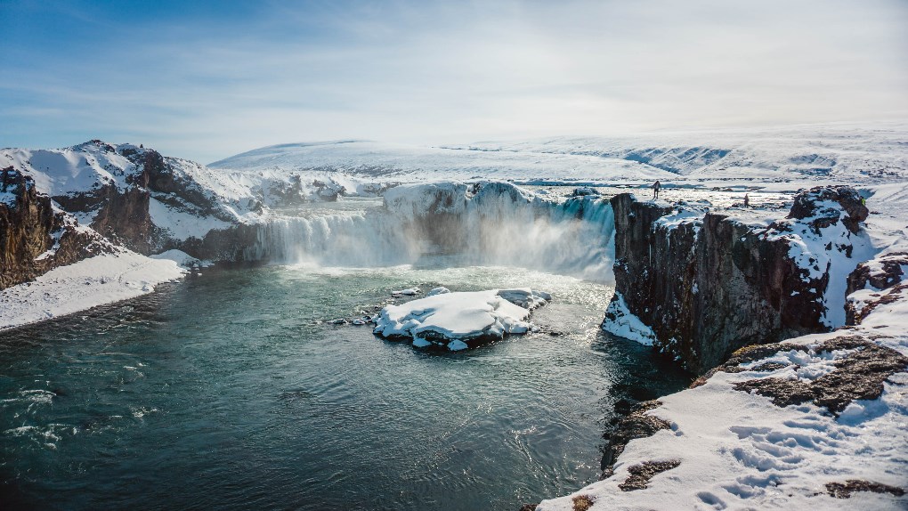 Muchas de las cascadas de Islandia se pueden visitar durante todo el año, también en la temporada de invierno